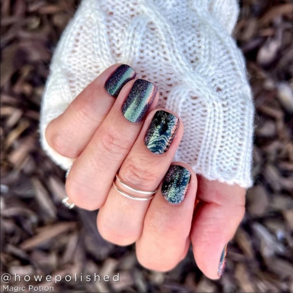 *Retired* Color Street: Magic Potion | Green Purple Fall Glitter Halloween - Picture 6 of 15